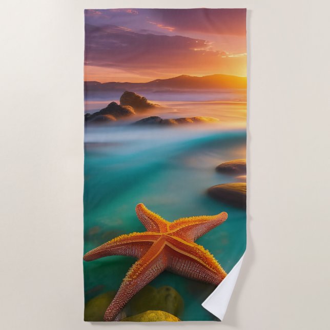 Starfish am Strand von Dawn Strandtuch (Vorderseite)