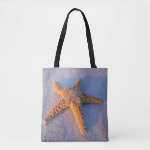 Starfish auf weißem Sand