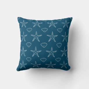 Starfish Seashell Sketch Muster auf Ocean Blue Kissen