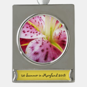 Stargazer Lily Bright Magenta Banner-Ornament Silber