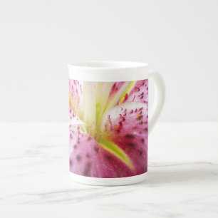 Stargazer Lily Bright Magenta Prozellantasse