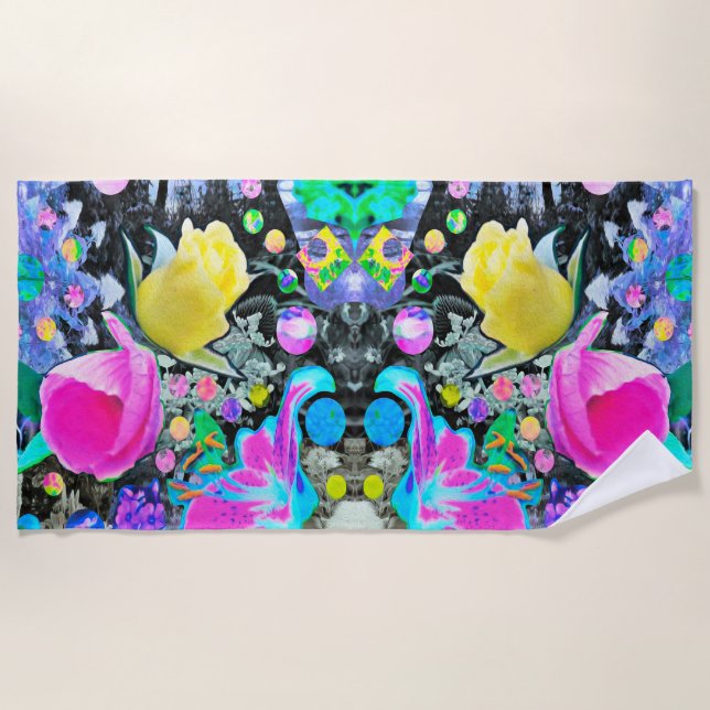 Stargazer Lily, Rose und Rosa Hibiskus Collage Strandtuch (Vorderseite)