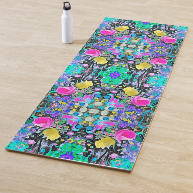 Stargazer Lily, Rose und Rosa Hibiskus Collage Yogamatte (Beispiel)