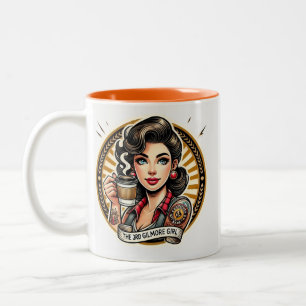 Starke schöne Frauen, die Kaffee lieben Zweifarbige Tasse