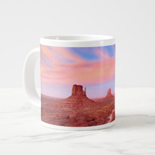 Starke Winde über Wüsten-Tal Jumbo-Tasse