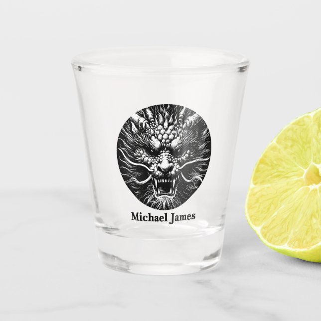 Starker Drache Personalisiert Schnapsglas (Vorderseite)