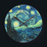 Starry Night Art Runde Wanduhr<br><div class="desc">Starry Night ist beliebte Vintage Kunst von Vincent van Gogh. Post impressionistischen Stil,  gemalt 1889,  während der Künstler war in Saint Rémy,  Frankreich.</div>