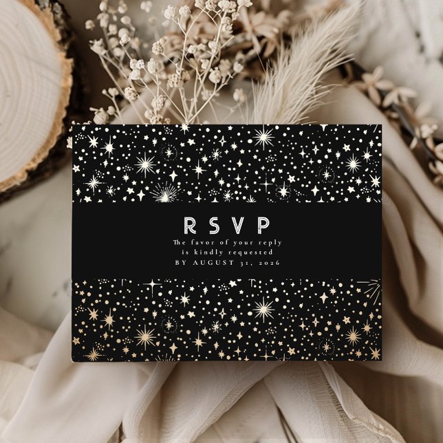 Starry Night Black and Gold Wedding RSVP Postkarte (RSVP celestial night sky black postcard)