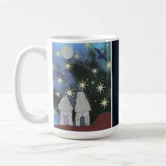Starry Night Sky mit winzigen Häusern und Vollmond Kaffeetasse