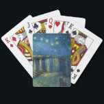 Starry Night über der Rhône | Vincent van Gogh Spielkarten<br><div class="desc">Die Starry Night Over the Rhône (1888) von Vincent van Gogh ist ein faszinierendes postimpressionistisches Gemälde, das einen ruhigen nächtlichen Ausblick auf die Rhône in Arles, Frankreich, bietet. Das Kunstwerk besticht durch einen tiefen, blauen Himmel, der mit glänzenden goldenen Sternen und ihren Reflexionen auf dem Wasser geschmückt ist. Im Vordergrund...</div>