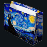 Starry Night von Vincent Van Gogh Große Geschenktüte<br><div class="desc">Vincent Van Gogh The Starry Night. Das ist ein altes Meisterwerk des niederländischen Meistermalers Vincent Van Gogh. Dieses schöne Landschaftsbild hat eine schöne,  lebendige,  gesättigte Farbe. Vincent Van Gogh war ein niederträchtiger Maler. Dieses Bild ist öffentlich</div>