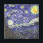 Starry Night von Vincent van Gogh Magnet<br><div class="desc">Starry Night by Vincent van Gogh ist ein Vintages, kunstvolles Post-Impressionismus Landschaft Stadtbild mit Blick auf Saint Remy, Frankreich aus van Gogh Asyl. Der Nachthimmel wirbelt mit Wolken und leuchtendem Halbmond und strahlenden Sternen über dem malerischen Dorf. Starry Night ist wahrscheinlich van Goghs berühmteste Gemälde und wurde während des Tages...</div>
