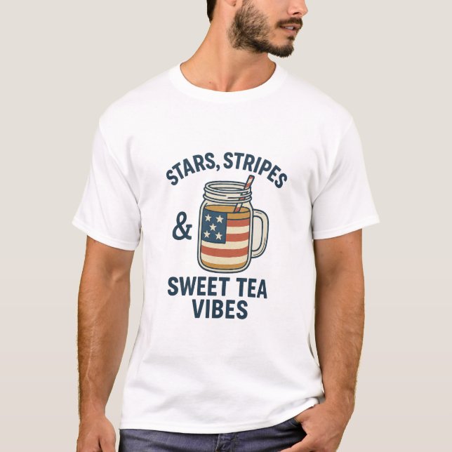 Stars, Stripes & Sweet Tea Vibes – Patriotic Women T-Shirt (Vorderseite)
