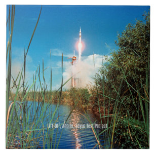 Start - Apollo, Sojus-Testprojekt, Fliese