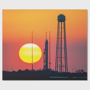 Start der NASA Antares Rocket Sunrise Geschenkpapier