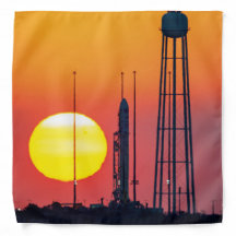 Start der NASA Antares Rocket Sunrise