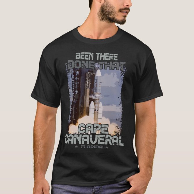 Start der Spaceflight-Station in Cape Canaveral T-Shirt (Vorderseite)