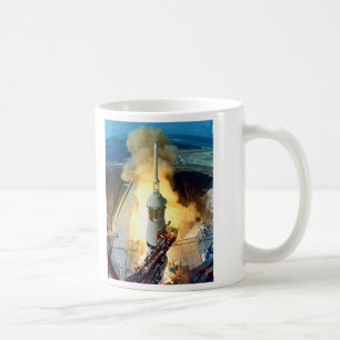 Start des Raumfahrzeugs Apollo 11 Saturn V Tasse