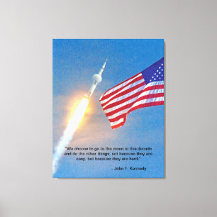 Start von Apollo 11 mit amerikanischer Flagge Leinwanddruck