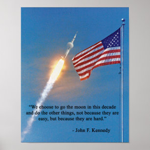 Start von Apollo 11 mit amerikanischer Flagge Poster