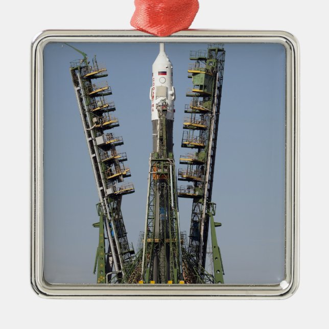 Startgerüste werden angehoben ornament aus metall (Vorne)