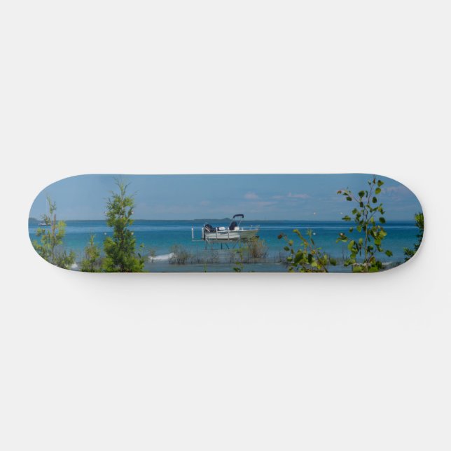 Stationiert auf der Mackinac Skateboard (Horizontal)