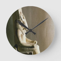 Statue des Gottes Montu mit dem Kopf eines Stiers,