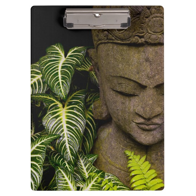 Statue in Garten-Standortinformationen: Chiang MA Klemmbrett (Vorderseite)