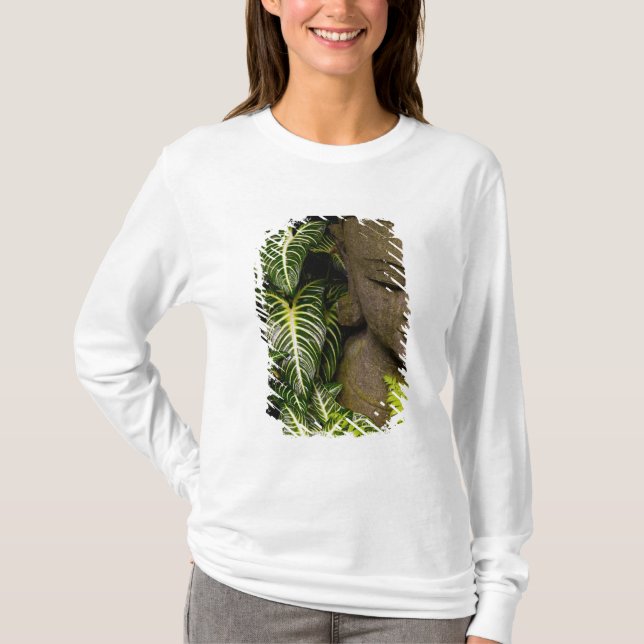 Statue in Garten-Standortinformationen: Chiang MA T-Shirt (Vorderseite)