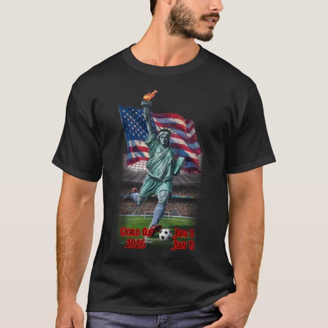 Statue of Liberty plays Soccer on a Black T-Shirt (Vorderseite)