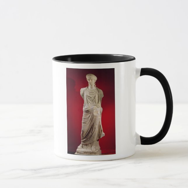 Statue von Antonia das jüngere Tasse (Rechts)