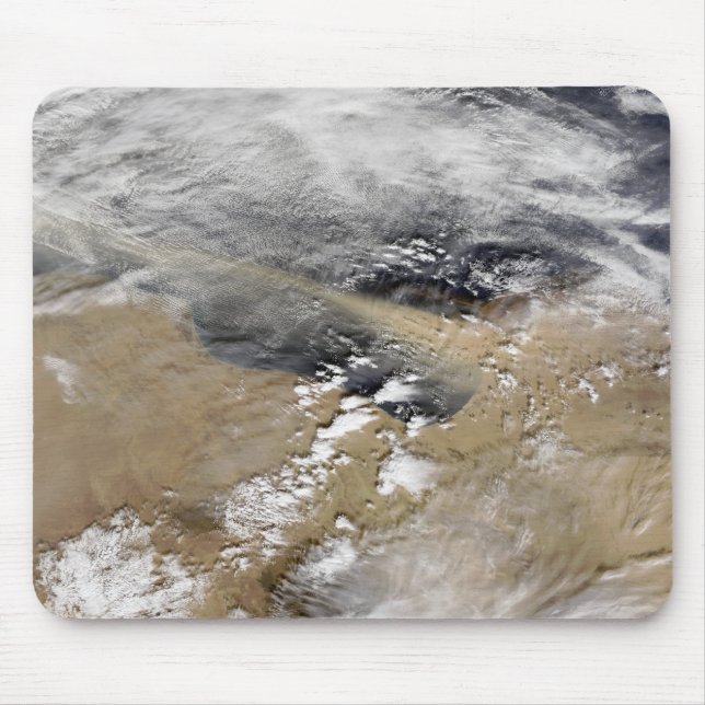 Staub bläst vor der Küste Libyens Mousepad (Vorne)