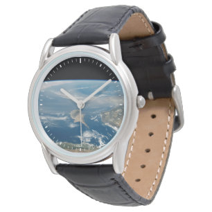 Staub über dem Mittelmeer und der Insel Zypern Armbanduhr