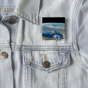 Staub über dem Mittelmeer und der Insel Zypern Button