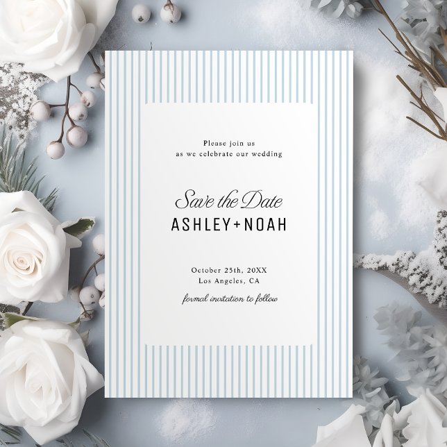 Staubblau gestreifte elegante Hochzeit Save The Date (Dusty Blue Striped Elegance Classy Wedding Save The Date)