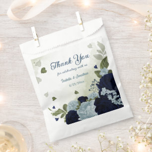 staubblau und marineblaue Blumenhochzeit Geschenktütchen