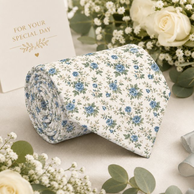Staubblaue Rose Floral Krawatte (Von Creator hochgeladen)