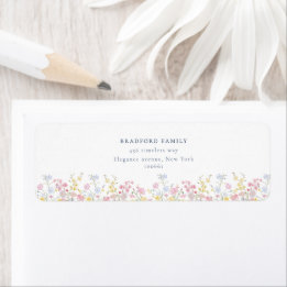Staubblaue Skript-Boho-Wildblumen-Hochzeit