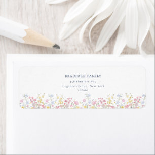 Staubblaue Skript-Boho-Wildblumen-Hochzeit 
