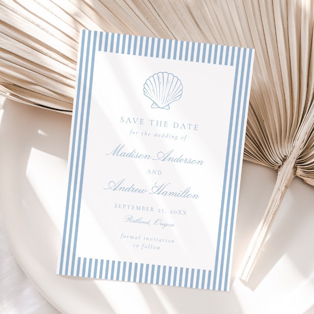 Staubblaue Streifenmuschel-Hochzeit Save the Date (Von Creator hochgeladen)
