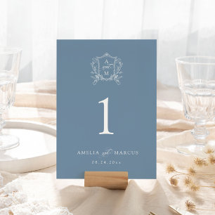 Staubblaue Vintage Crest Hochzeit Tischnummer