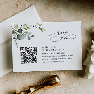 Staubblauer Eukalyptus-Grün-Hochzeits-QR-Code RSVP Karte