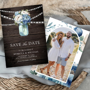 Staubblaues Blumen-Mason-Glas-Holz-Foto-Hochzeit Save The Date