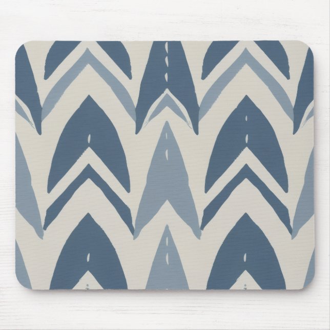 Staubblaues Küstenbatik-Parang-Chevron-Geometrisch Mousepad (Vorne)