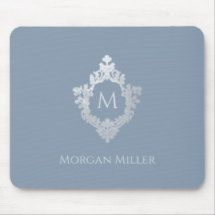 Staubblaues Monogramm Name Elegantes Vintage-Wappe Mousepad
