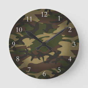 Staubige grüne Camouflage Runde Wanduhr