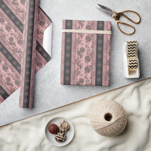 Staubige Rose & Holzkohleschwarz Geschenkpapier (Kunsthandwerk)