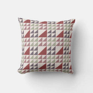 Staubrosafarbenes geometrisches Quiltmuster-Wurfki Kissen
