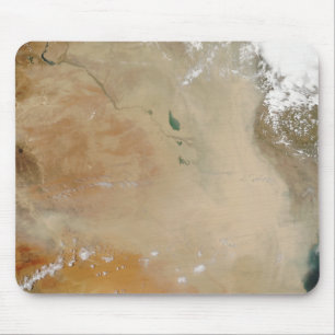 Staubsturm im Mittlere Osten Mousepad
