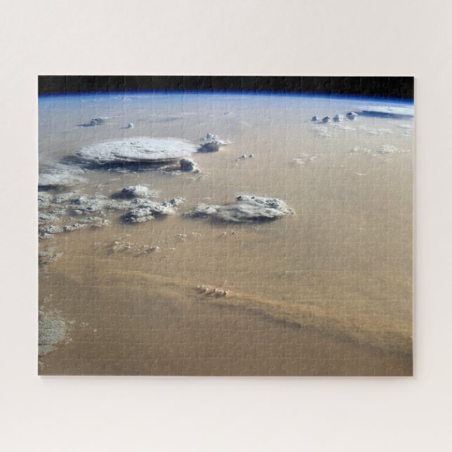 Staubsturm über die Sandmeere der Wüste Sahara. Puzzle (Horizontal)